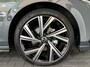 Volkswagen Golf 1.5 eTSI R-Line Pano|Sfeer|Camera|CarPlay
