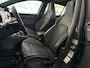 Volkswagen Golf 1.5 eTSI R-Line Pano|Sfeer|Camera|CarPlay