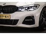 BMW 3-Serie 318i M-Sport Executive Edition | AUDIO MEDIA- PACK | DRAADLOZE LADER | DAB | APPLE | CAMERA | 19"