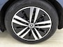 Mercedes-Benz A-klasse 180 Business Solution Luxury | Panoramadak | Sfeerverlichting | Stoelverwarming | Augmented Reality | CarPlay | Inclusief 24 maanden Mercedes-Benz Certified garantie voor Europa.