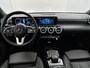 Mercedes-Benz A-klasse 180 Business Solution Luxury | Panoramadak | Sfeerverlichting | Stoelverwarming | Augmented Reality | CarPlay | Inclusief 24 maanden Mercedes-Benz Certified garantie voor Europa.