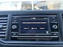 Volkswagen Crafter 35 2.0 TDI L3 Fassi Laadkraan M15A Trekhaak 3500 kg trekgewicht Airco Apple carplay Cruise controle 3-Persoons Kastinrichting Open laadbak Pick-up Euro 6 Bakwagen P-up Telefoonverbinding