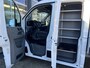 Volkswagen Crafter 35 2.0 TDI L3 Fassi Laadkraan M15A Trekhaak 3500 kg trekgewicht Airco Apple carplay Cruise controle 3-Persoons Kastinrichting Open laadbak Pick-up Euro 6 Bakwagen P-up Telefoonverbinding