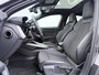 Audi A3 Sportback 40 TFSI e S Edition | Pano dak | Trekhaak | Camera | Elek Achterklep | ACC | S-line |