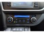 Toyota Auris Touring Sports 1.8 Hybrid Lease Automaat | Panoramadak | Navigatie | Camera | Climate control | Weinig kilometers | Lichtmetalen velgen | Parkeersensoren