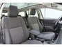 Toyota Auris Touring Sports 1.8 Hybrid Lease Automaat | Panoramadak | Navigatie | Camera | Climate control | Weinig kilometers | Lichtmetalen velgen | Parkeersensoren
