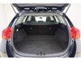 Toyota Auris Touring Sports 1.8 Hybrid Lease Automaat | Panoramadak | Navigatie | Camera | Climate control | Weinig kilometers | Lichtmetalen velgen | Parkeersensoren