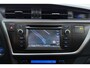 Toyota Auris Touring Sports 1.8 Hybrid Lease Automaat | Panoramadak | Navigatie | Camera | Climate control | Weinig kilometers | Lichtmetalen velgen | Parkeersensoren