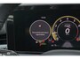 Volkswagen T-Roc 1.5 eTSI 150pk DSG Style R-Line Edition | Panoramadak | Treakhaak | Head-up | 20" Velgen