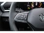 Volkswagen T-Roc 1.5 eTSI 150pk DSG R-Line Edition | Panoramadak | Treakhaak | Head-up | 20" Velgen