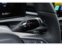 Volkswagen T-Roc 1.5 eTSI 150pk DSG Style R-Line Edition | Panoramadak | Treakhaak | Head-up | 20" Velgen