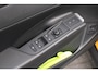 Volkswagen T-Roc 1.5 eTSI 150pk DSG R-Line Edition | Panoramadak | Treakhaak | Head-up | 20" Velgen