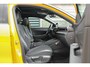 Volkswagen T-Roc 1.5 eTSI 150pk DSG R-Line Edition | Panoramadak | Treakhaak | Head-up | 20" Velgen