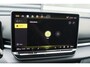 Volkswagen T-Roc 1.5 eTSI 150pk DSG Style R-Line Edition | Panoramadak | Treakhaak | Head-up | 20" Velgen