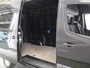 Mercedes-Benz Sprinter 317 CDI | Aut. | L2 H2 | RWD | Parkeercamera | Navigatie | 3-zits | Cruise Control | Climate Control | Stoelverwarming | Certified