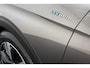 Peugeot 3008 1.6 HYbrid 225 GT Panoramadak Adaptieve cruise control Stoelverwarming