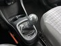 Peugeot 108 Active 72pk | Lage kilometerstand | Airco | Elektrische ramen | Centrale portiervergrendeling | DAB+ radio | Bluetooth | Radio/MP3 speler met stuurbediening | Zuinig en voordelig autorijden! |