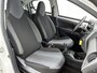 Peugeot 108 Active 72pk | Lage kilometerstand | Airco | Elektrische ramen | Centrale portiervergrendeling | DAB+ radio | Bluetooth | Radio/MP3 speler met stuurbediening | Zuinig en voordelig autorijden! |