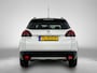 Peugeot 2008 SUV Allure 110pk | Lage kilometerstand! | Navigatie | Achteruitrijcamera | Climate Control | Cruise Control | Parkeersensoren | Half lederen sportstoelen | Apple Carplay / Android Auto | Bluetooth | Elektrisch inklapbare spiegels | Automatisch dimlicht | Regensensor | Donker getint glas | 100% dealeronderhouden | 16" lichtmetalen velgen |