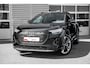 Audi Q4 e-tron S edition Competition | Achterklep, automatisch bedienbaar | Achteruitrijcamera | Adaptive cruise control