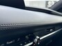 Mazda 3 2.5 e-SkyActiv-G M Hybrid 140 Centre-line | Navigatie | Stoel en stuurverwarming | Keyless entry