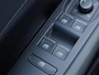 Volkswagen T-Roc 1.5 eTsi R-Line First Edition | Pano | ACC | Stoelverwarming | Grootscherm