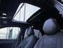 Volkswagen T-Roc 1.5 eTsi R-Line First Edition | Pano | ACC | Stoelverwarming | Grootscherm