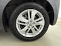 Toyota Yaris 1.5 Hybrid 115 Dynamic | Parkeersensoren V+A | Stuur-Stoelverwarming | Onderweg-naar-dealer