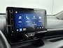 Toyota Yaris 1.5 Hybrid 115 Dynamic | Parkeersensoren V+A | Stuur-Stoelverwarming | Onderweg-naar-dealer