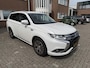 Mitsubishi Outlander 2.0 PHEV instyle | Camera | Cruise | Nieuwe Service & APK |