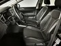 Volkswagen Taigo 1.0 TSI Style | Panoramadak | Stoelverwarming | Navigatie | Parkeersensoren V+A |