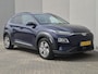Hyundai Kona Electric EV Fashion 64 kWh / Head Up Display / CCS snelladen / Warmtepomp / Achteruitrijcamera / Apple Carplay Android Auto / Draadloze telefoon lader / Keyless Entry/Start / Navigatie / Krell Audio Systeem / Parkeersensoren achter /