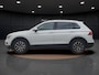 Volkswagen Tiguan 1.5 TSI Comfortline | Pano dak | Navigatie | 360 Camera | Trekhaak | Stoelverwarming |