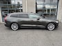 Volvo V60 2.0 T6 Recharge AWD Business Pro | SCHUIFDAK | PARKEERCAMERA |
