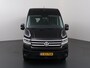 Volkswagen Crafter 2.0 TDI | AUT. | L4 H3 | DUBBEL CABINE | LAADKLEP | 177 PK | ADAPTIEVE CRUISE CONTROL | 7-ZITS DC | LED | CARPLAY | ANDROID AUTO | ACHTERUITRIJCAMERA | PARKEERSENSOREN | STUURWIEL VERWARMING | METALLIC LAK