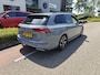 Volkswagen Golf Variant 1.5 eTSI R-Line / Navi / Trekhaak / App-Connect / Camera / 18 LMV