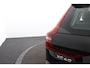 Volvo XC60 T6 Plug-in hybrid AWD Ultra Dark | Trekhaak | Harman/Kardon | Panoramadak | 360 Camera | Head Up Display | Adaptive LED | BLIS | CarPlay/Android Auto