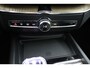 Volvo XC60 T6 Plug-in hybrid AWD Ultra Dark | Trekhaak | Harman/Kardon | Panoramadak | 360 Camera | Head Up Display | Adaptive LED | BLIS | CarPlay/Android Auto