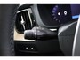 Volvo XC60 T6 Plug-in hybrid AWD Ultra Dark | Trekhaak | Harman/Kardon | Panoramadak | 360 Camera | Head Up Display | Adaptive LED | BLIS | CarPlay/Android Auto