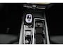 Volvo XC60 T6 Plug-in hybrid AWD Ultra Dark | Trekhaak | Harman/Kardon | Panoramadak | 360 Camera | Head Up Display | Adaptive LED | BLIS | CarPlay/Android Auto