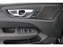 Volvo XC60 T6 Plug-in hybrid AWD Ultra Dark | Trekhaak | Harman/Kardon | Panoramadak | 360 Camera | Head Up Display | Adaptive LED | BLIS | CarPlay/Android Auto