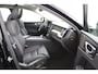 Volvo XC60 T6 Plug-in hybrid AWD Ultra Dark | Trekhaak | Harman/Kardon | Panoramadak | 360 Camera | Head Up Display | Adaptive LED | BLIS | CarPlay/Android Auto