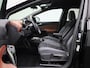 Volkswagen ID.5 Pro 77 kWh 204 PK| Dealeronderhouden | Warmtepomp | Navigatie | Parkeersensoren | Stoelverwarming | Stuurwielverwarming | LED Matrix