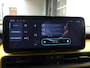 Jeep Avenger 1st Edition 54 kWh | CAMERA | ADAPTIVE CRUISE | DODEHOEKDETECTIE | STOEL+VOORRUITVERWARMING | PARKEERSENSOREN V+A | ELEKTRISCHE ACHTERKLEP | APPLE CARPLAY / ANDROID AUTO |