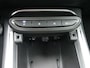 Jeep Avenger 1st Edition 54 kWh | CAMERA | ADAPTIVE CRUISE | DODEHOEKDETECTIE | STOEL+VOORRUITVERWARMING | PARKEERSENSOREN V+A | ELEKTRISCHE ACHTERKLEP | APPLE CARPLAY / ANDROID AUTO |