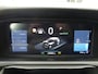 Jeep Avenger 1st Edition 54 kWh | CAMERA | ADAPTIVE CRUISE | DODEHOEKDETECTIE | STOEL+VOORRUITVERWARMING | PARKEERSENSOREN V+A | ELEKTRISCHE ACHTERKLEP | APPLE CARPLAY / ANDROID AUTO |