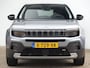 Jeep Avenger 1st Edition 54 kWh | CAMERA | ADAPTIVE CRUISE | DODEHOEKDETECTIE | STOEL+VOORRUITVERWARMING | PARKEERSENSOREN V+A | ELEKTRISCHE ACHTERKLEP | APPLE CARPLAY / ANDROID AUTO |