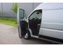 Peugeot Boxer 335 2.2 BlueHDi 140 L2H2 Premium in Topstaat |Metallic |Camera |Cruise |Navi |1 eigenaar |3500 KG |Mooie Camperbasis |BPM vrij |140 pk |EURO6D