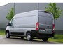 Peugeot Boxer 335 2.2 BlueHDi 140 L2H2 Premium in Topstaat |Metallic |Camera |Cruise |Navi |1 eigenaar |3500 KG |Mooie Camperbasis |BPM vrij |140 pk |EURO6D