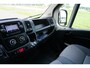 Peugeot Boxer 335 2.2 BlueHDi 140 L2H2 Premium in Topstaat |Metallic |Camera |Cruise |Navi |1 eigenaar |3500 KG |Mooie Camperbasis |BPM vrij |140 pk |EURO6D